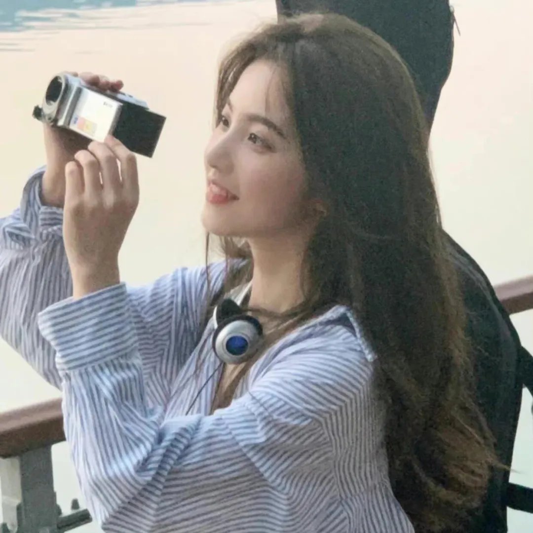 圈养的妇女